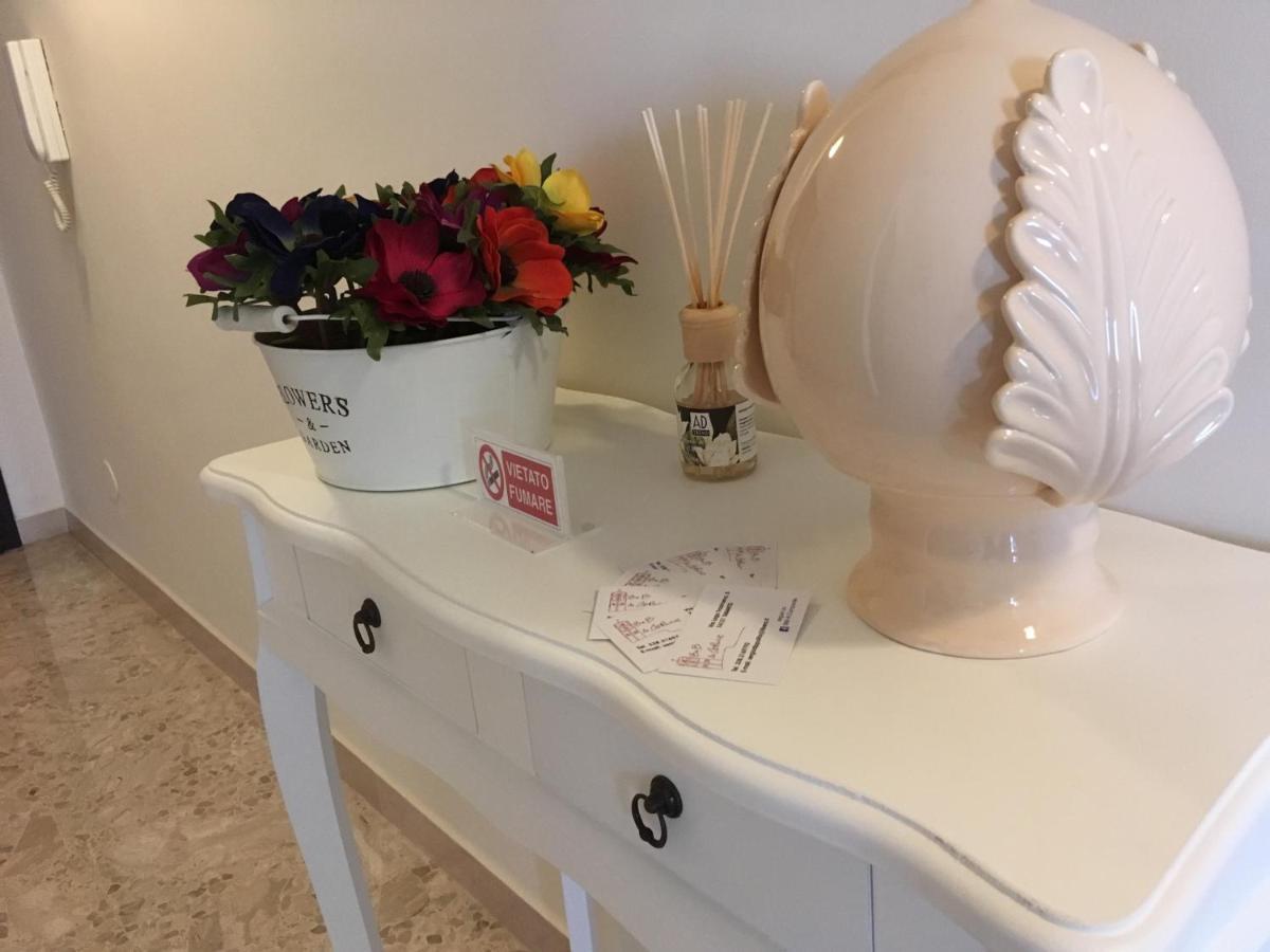 B&B Al Campanile Taranto Eksteriør billede